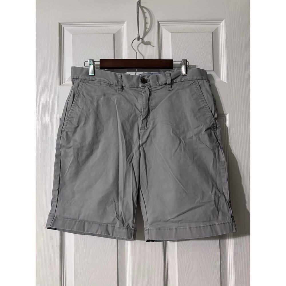 Tommy Hilfiger Shorts Men's 34 Light Gray Classic Chinos Casual Summer